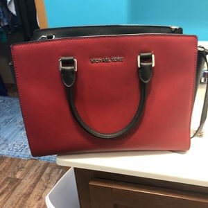 Red/Black Michael Kors HandBag with Shoulder Strap